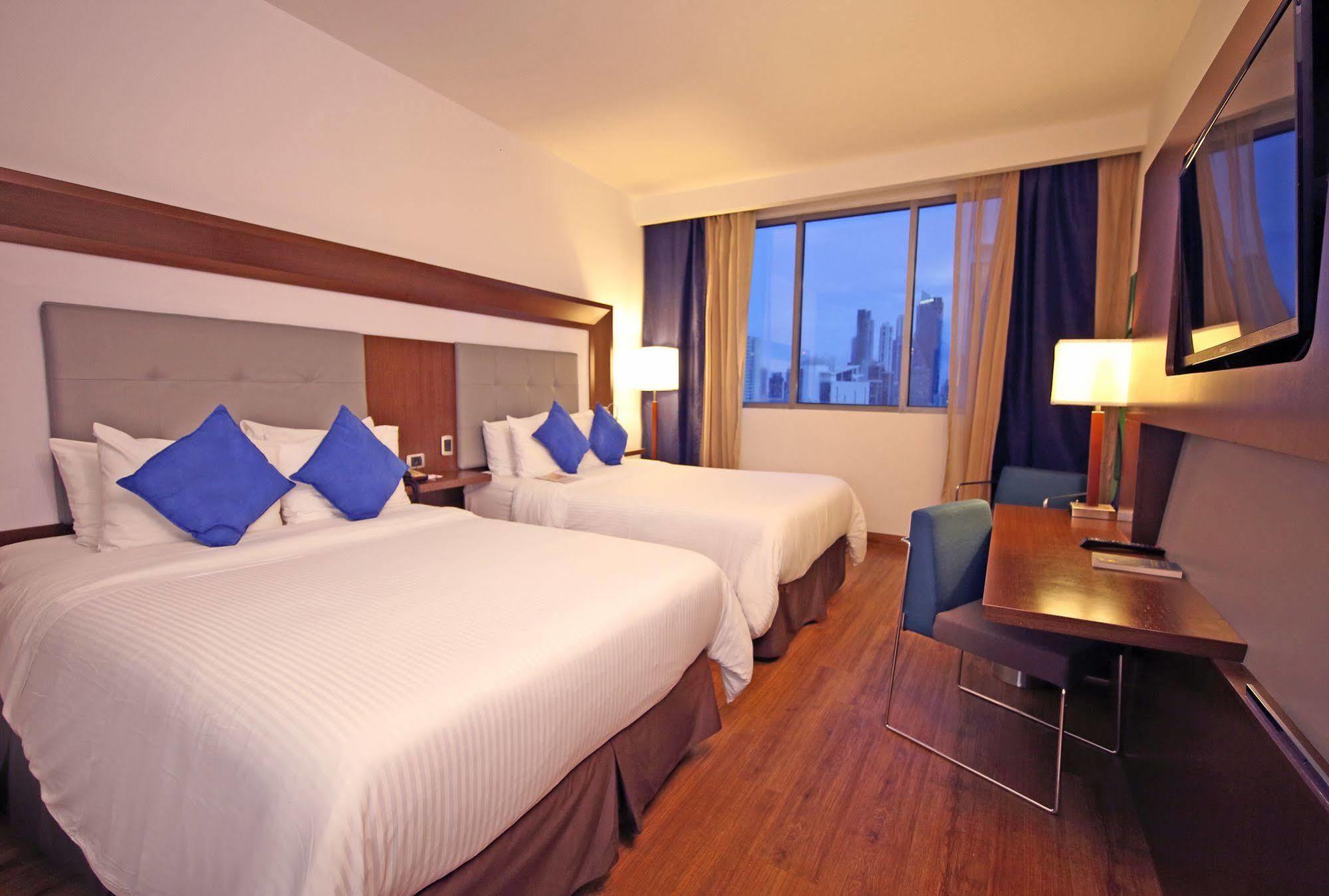 Novotel Panama Stadt Exterior foto